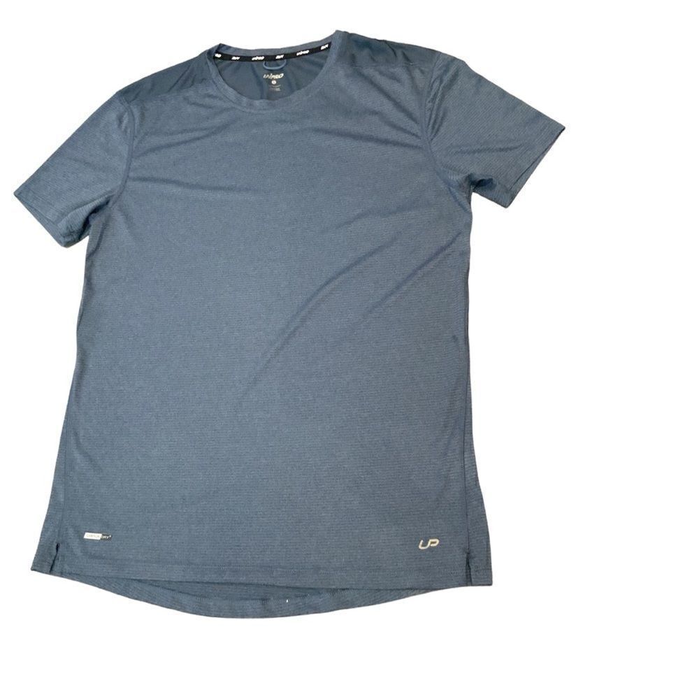 𝅺unipro men’s tshirt⭐️